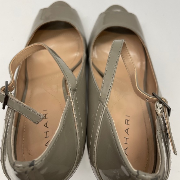 Tahari Grey Patent Heels - Picture 7 of 11